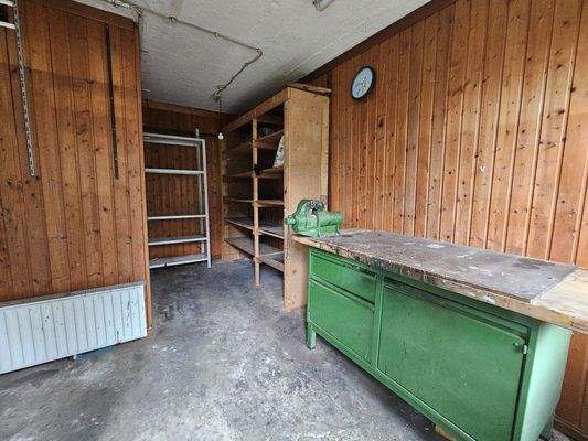 separates Gewerbehaus 