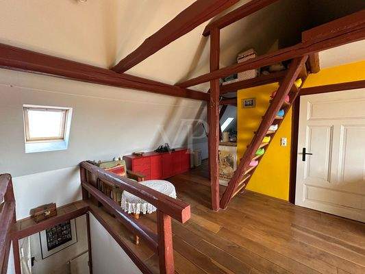 DG Ansicht Treppenaufgang Spitzboden