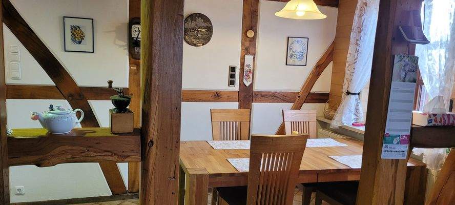 Blick von Kü auf Essdiele OG.jpg