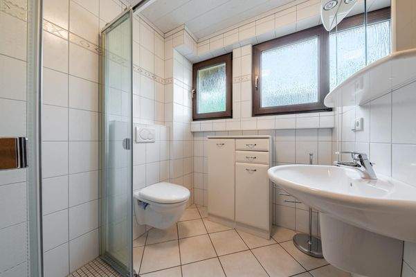 Neues Duschbad im EG