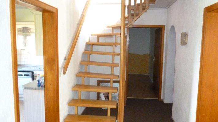 Treppenaufgang zum 1 OG