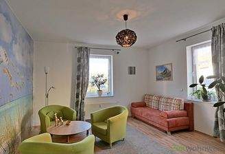 Blick ins Wohnzimmer