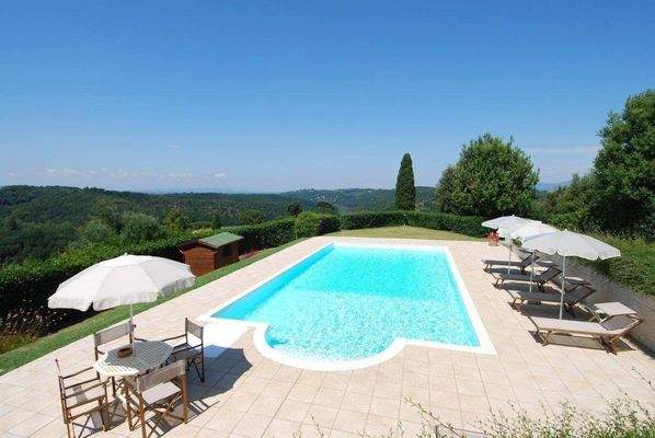 88_LandhausmitPool_Toskana.jpg