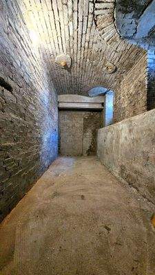 Großes Kellerabteil