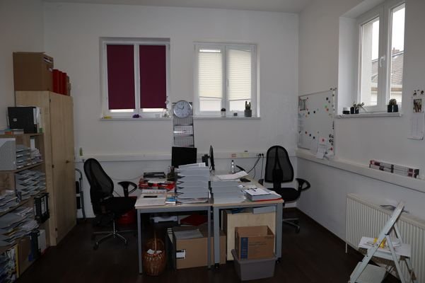 Büro1.JPG
