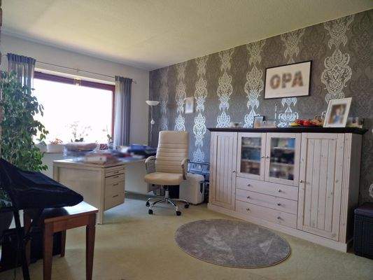 Offenes Zimmer-Büromöglichkeit