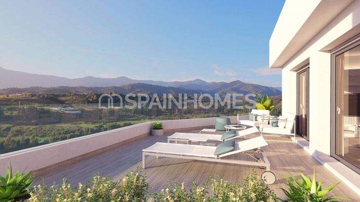 Nature-View Flats Near Estepona Golf Course