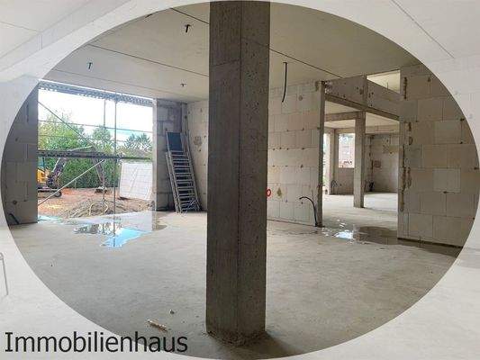 o-Ausstellungsffläche Blick große Halle 1.JPG