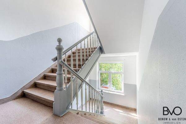 Renoviertes Treppenhaus 