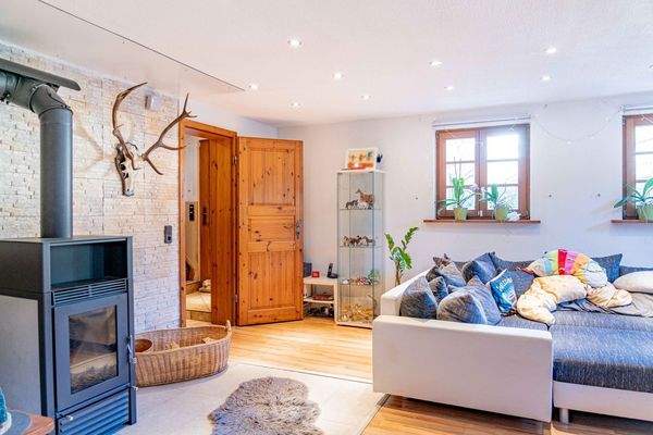 Wohnbereich mit Kamin