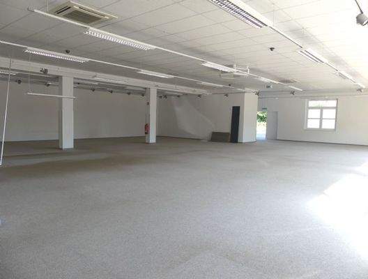 Rückwärtige Einzelhandelsfläche