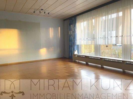 Wohnzimmer_5104_MiriamKunz-Immobilienmanagement.jpg