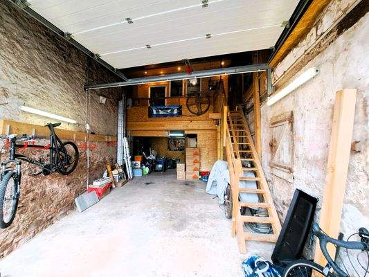 Immobilienperle Veronika Löffler - Garage