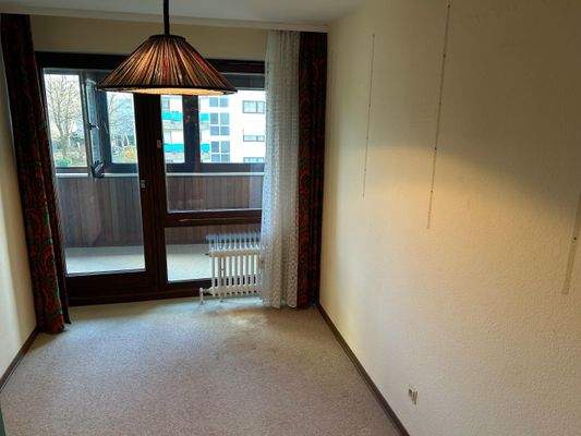 Kinderzimmer mit Zugang Wintergarten