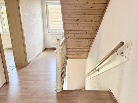 Treppenaufgang zum EG