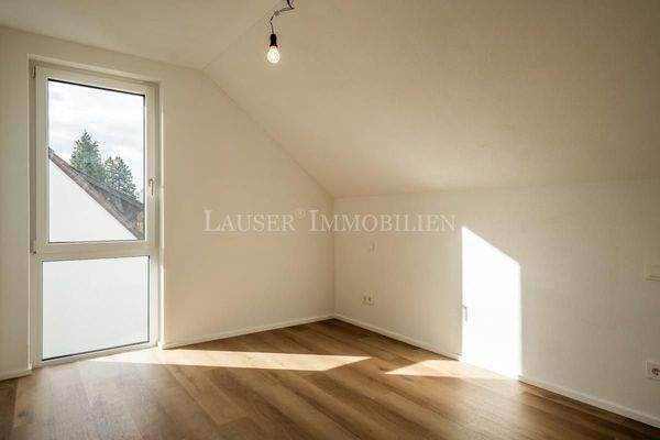 Schlafzimmer mit Ankleide