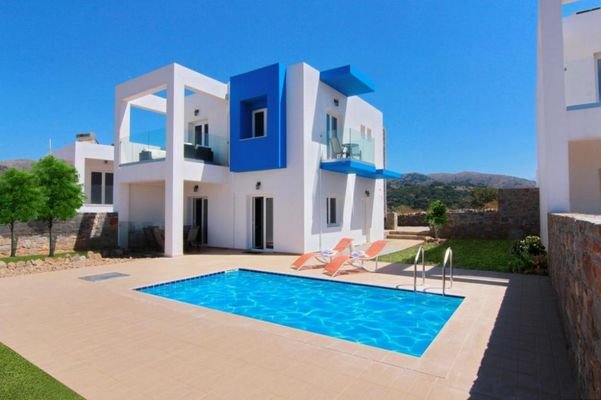 Kreta, Kounali: Moderne Villa mit 4 Zimmern, Pool und Meerblick zu verkaufen