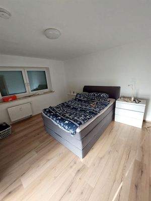 Schlafzimmer OG-Wohnung links