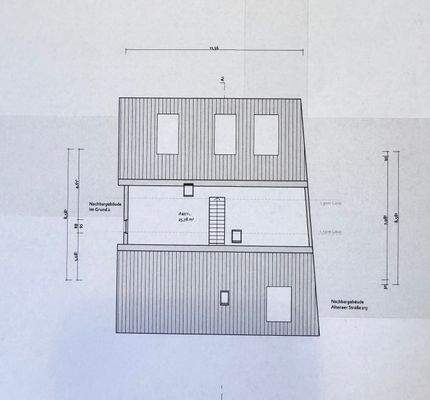 Mehrfamilienhaus Dachboden