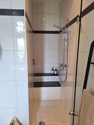 Dusche