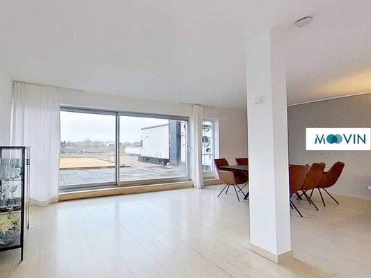 Ansicht II: Wohn- und Esszimmer