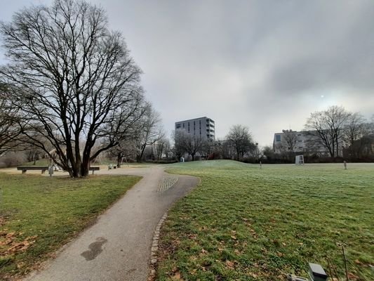 Park mit Spielplatz