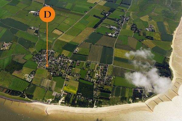 Luftbild Utersum - absolute Strandnähe