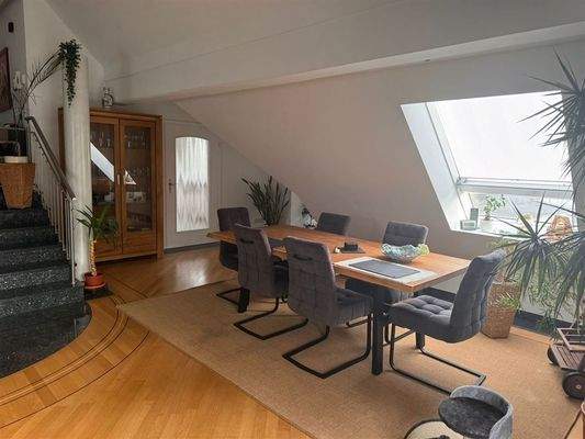 DG_Haupt-Whng._Essen