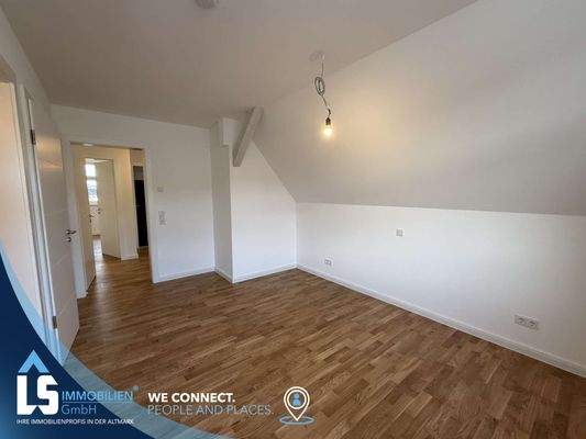 Elternschlafzimmer DG.jpg