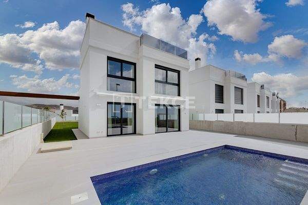 3-Bedroom Detached Villas in Mutxamel Alicante, Costa Blanca