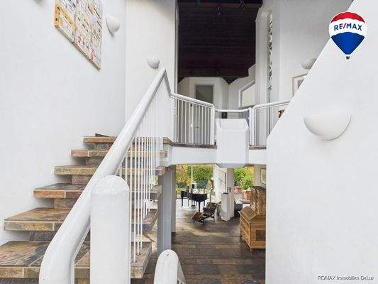 RE:MAX Immobilien DeLux Saarlouis-Picard Aufgang OG