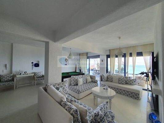 17ba9d37c14f4400bdc154aaff873795-thumb