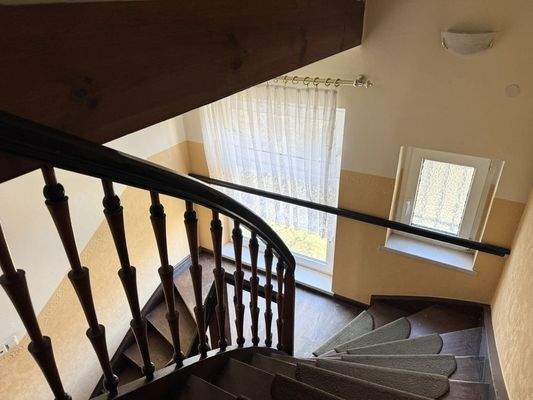 Treppenhaus DG zum OG