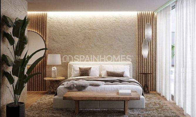 Contemporary Villas for Sale in Marbella with Nature Views