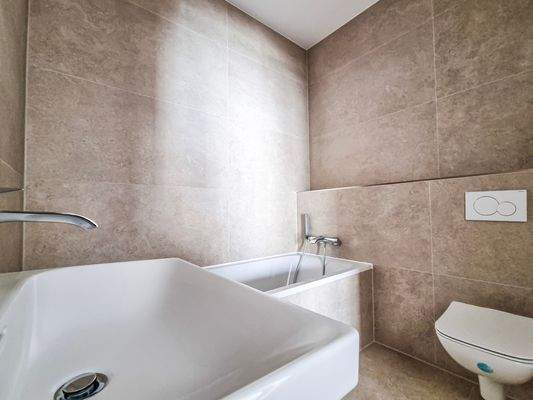 Wannenbad am Schlafzimmer