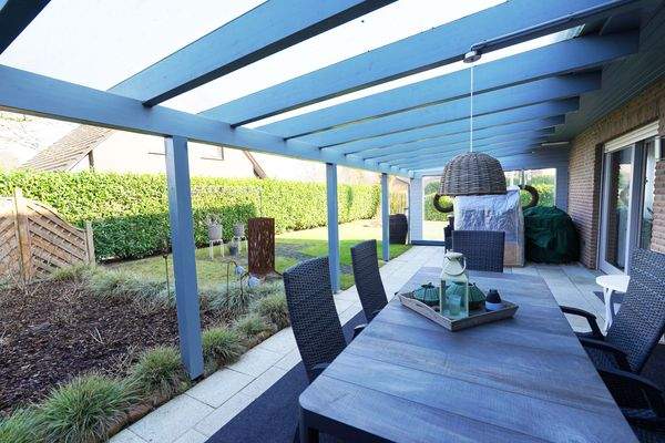 Überdachte Terrasse