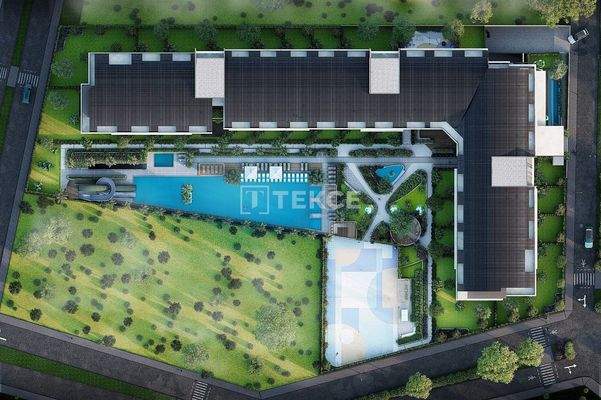 Flats in a Complex with Indoor and Outdoor Pool in Antalya