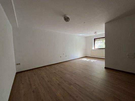 Haus-Gießen-Marburger-Straße-30-50120-001-WE01-Zim