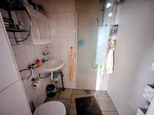 Monteurswohnung Bad.jpg