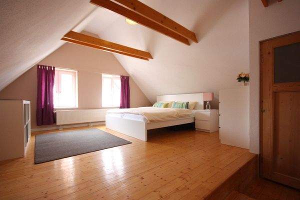 Schalfzimmer DG (Fotos einer vorigen Vermietung)