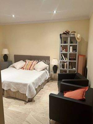 Beachfront Apartment with Community Pool and Parking in Estepona