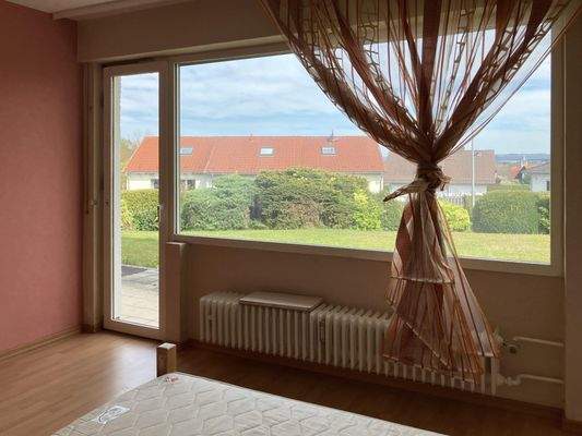 UG: Zimmer 2, Gegenblick