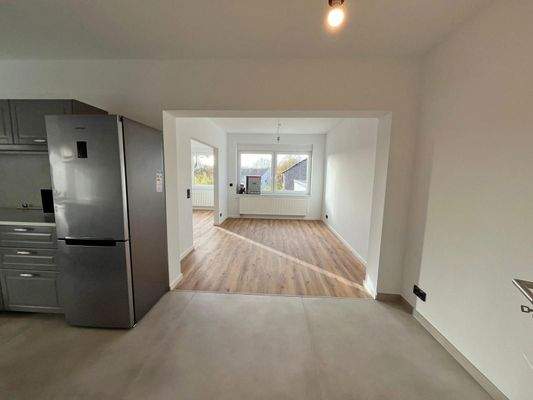 EG: Küche und Wohnbereich