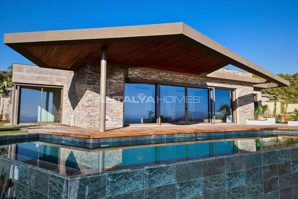 Detached Villas with Unobstructed Sea Views in Bodrum