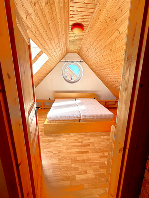 53a0dc62-f8b4-4742-a994-652464176fd8