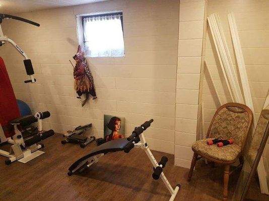 UG Fitnessraum Bild 2