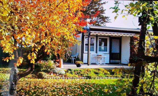 Aussenansicht Herbst