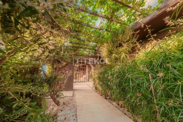 Chic Apartments with Picturesque Sea Views in Alanya