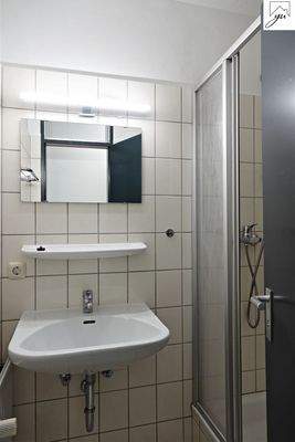 Badezimmer II Bild I