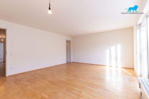 Wohnen & Essen unmöbliert